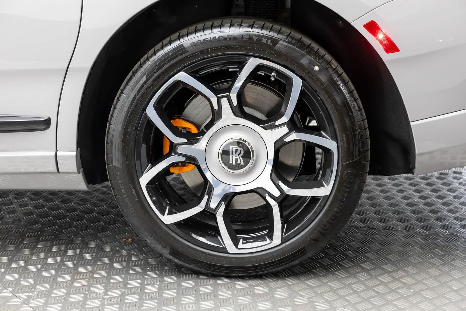 2026 Rolls-Royce Cullinan Insignia Negra