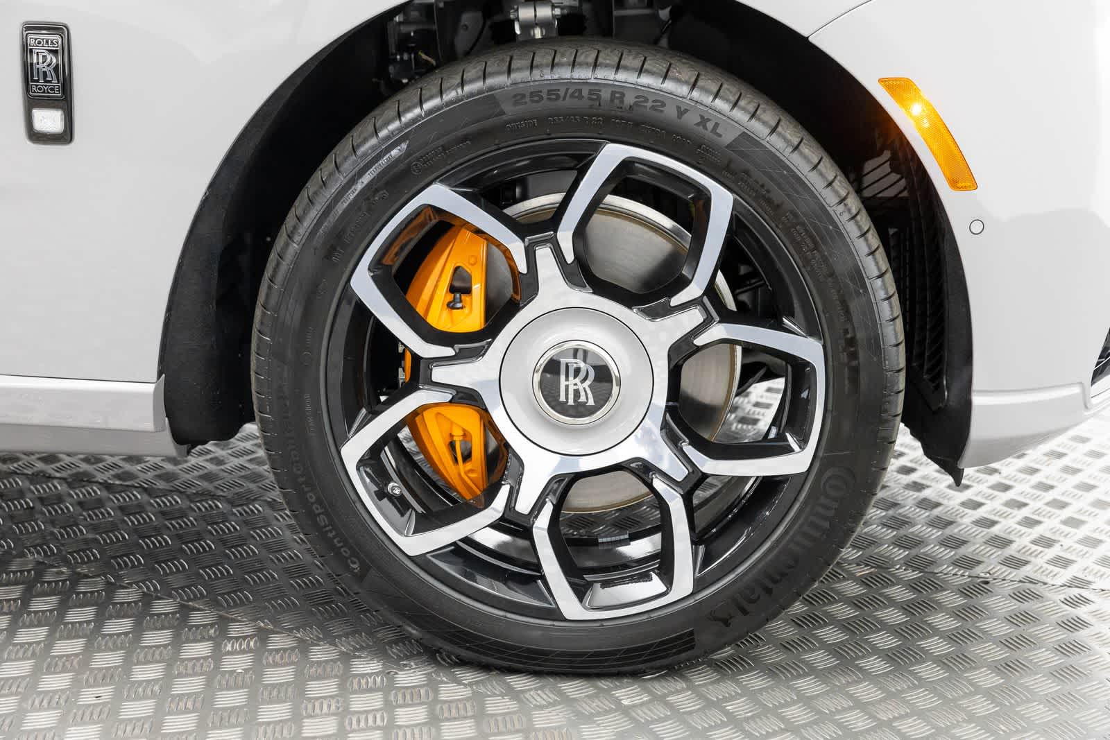 2026 Rolls-Royce Cullinan Insignia Negra