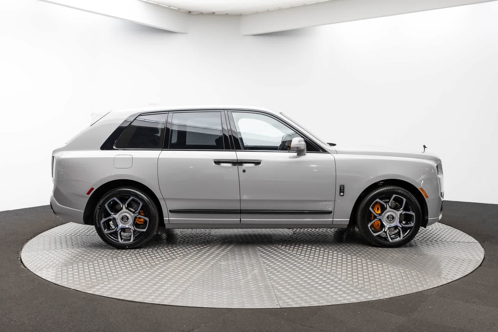 2026 Rolls-Royce Cullinan Insignia Negra