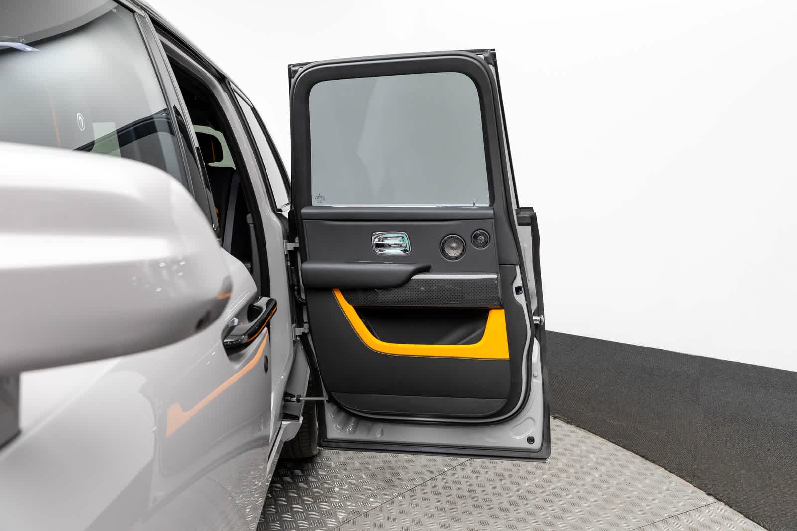 2026 Rolls-Royce Cullinan Insignia Negra