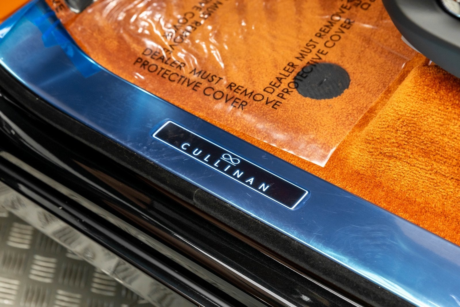 2026 Rolls-Royce Cullinan Insignia Negra