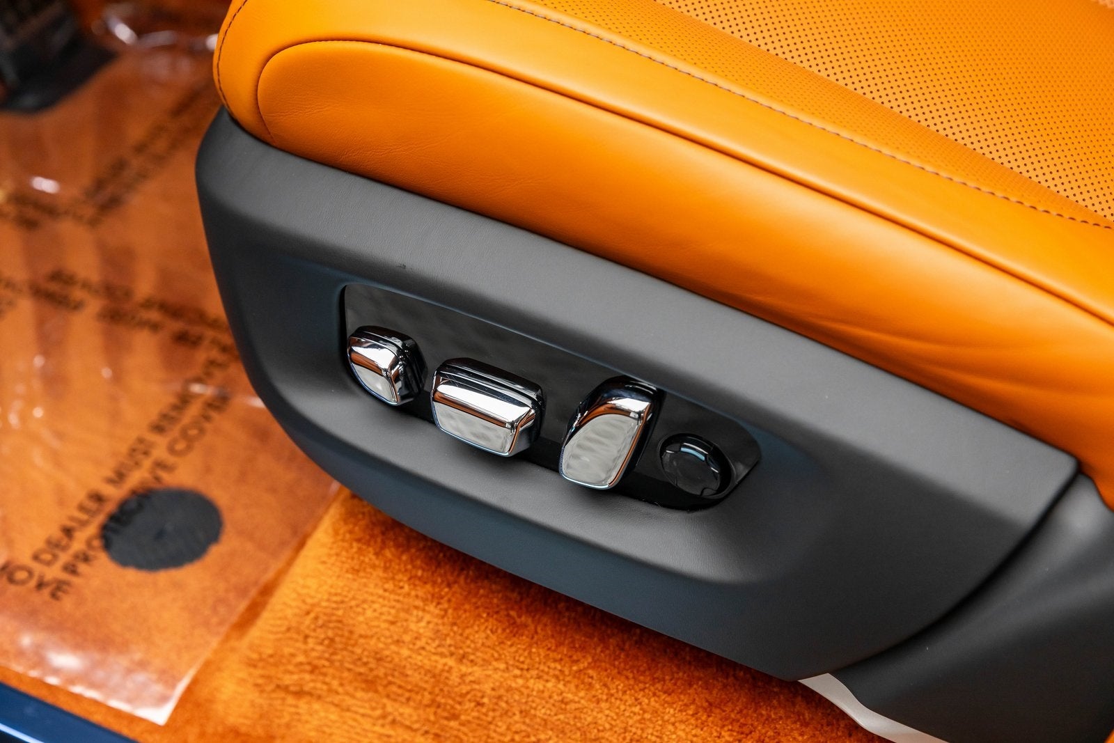 2026 Rolls-Royce Cullinan Insignia Negra