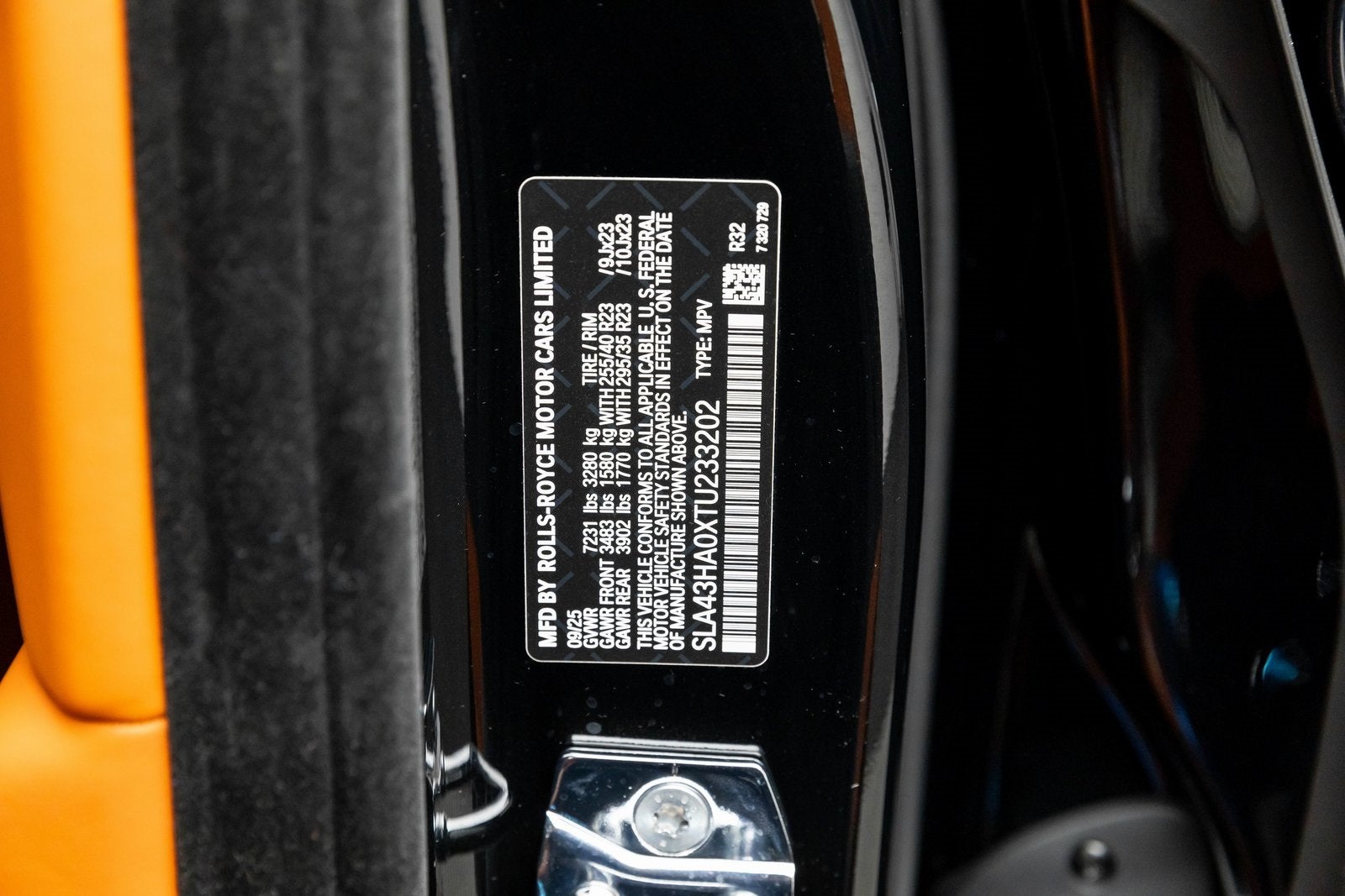 2026 Rolls-Royce Cullinan Insignia Negra