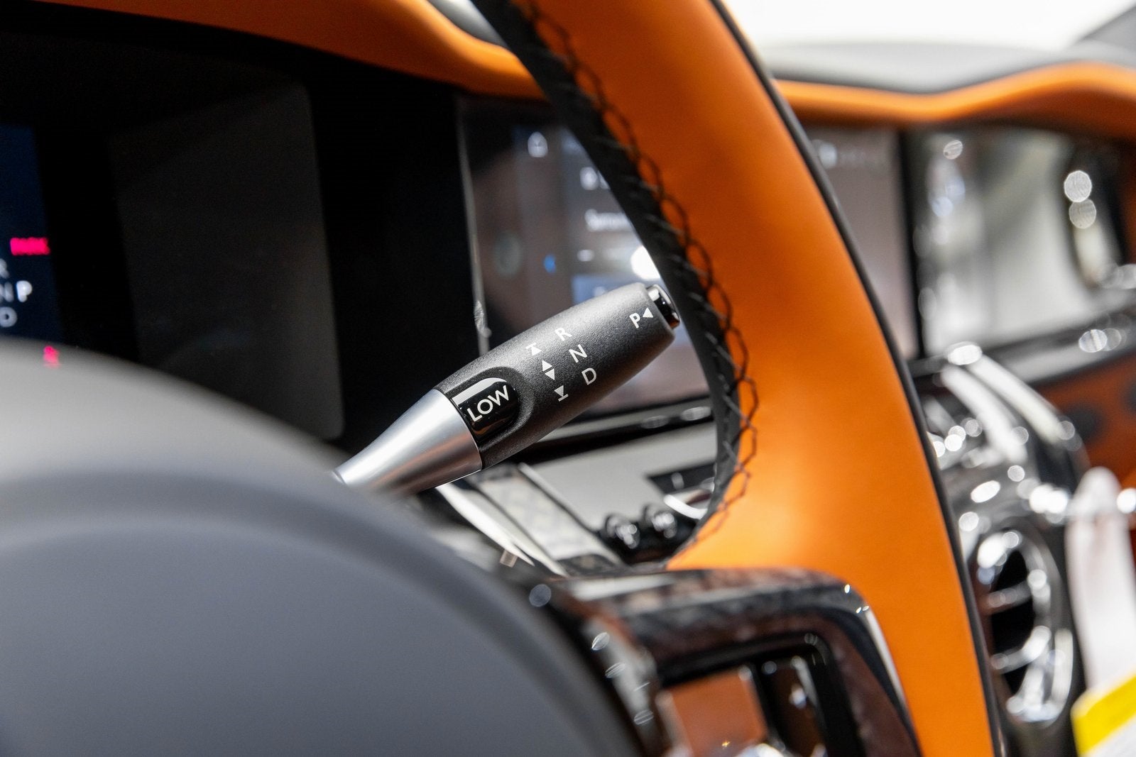 2026 Rolls-Royce Cullinan Insignia Negra