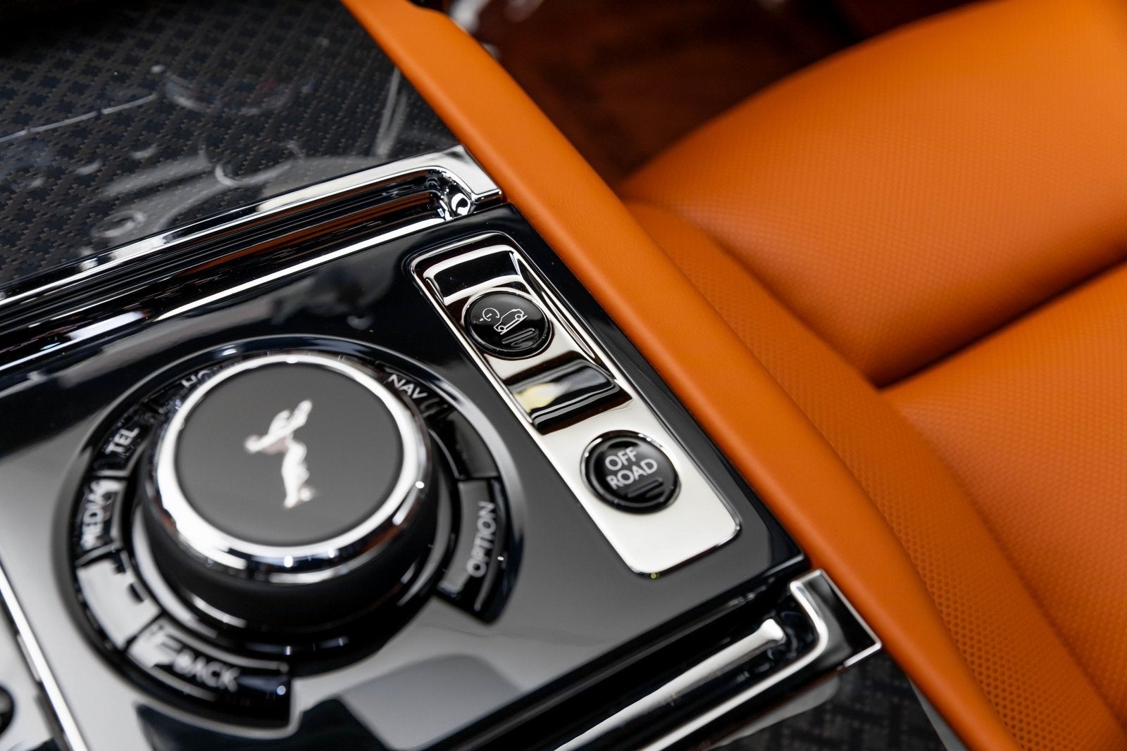 2026 Rolls-Royce Cullinan Insignia Negra