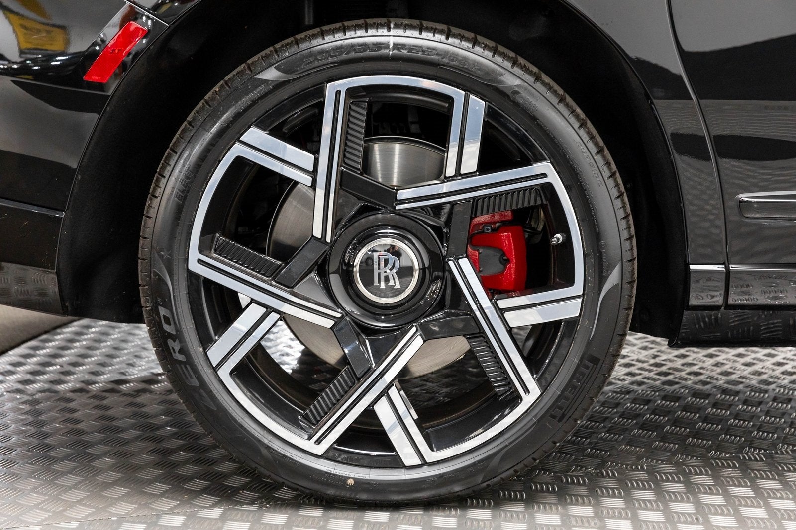 2026 Rolls-Royce Cullinan Insignia Negra