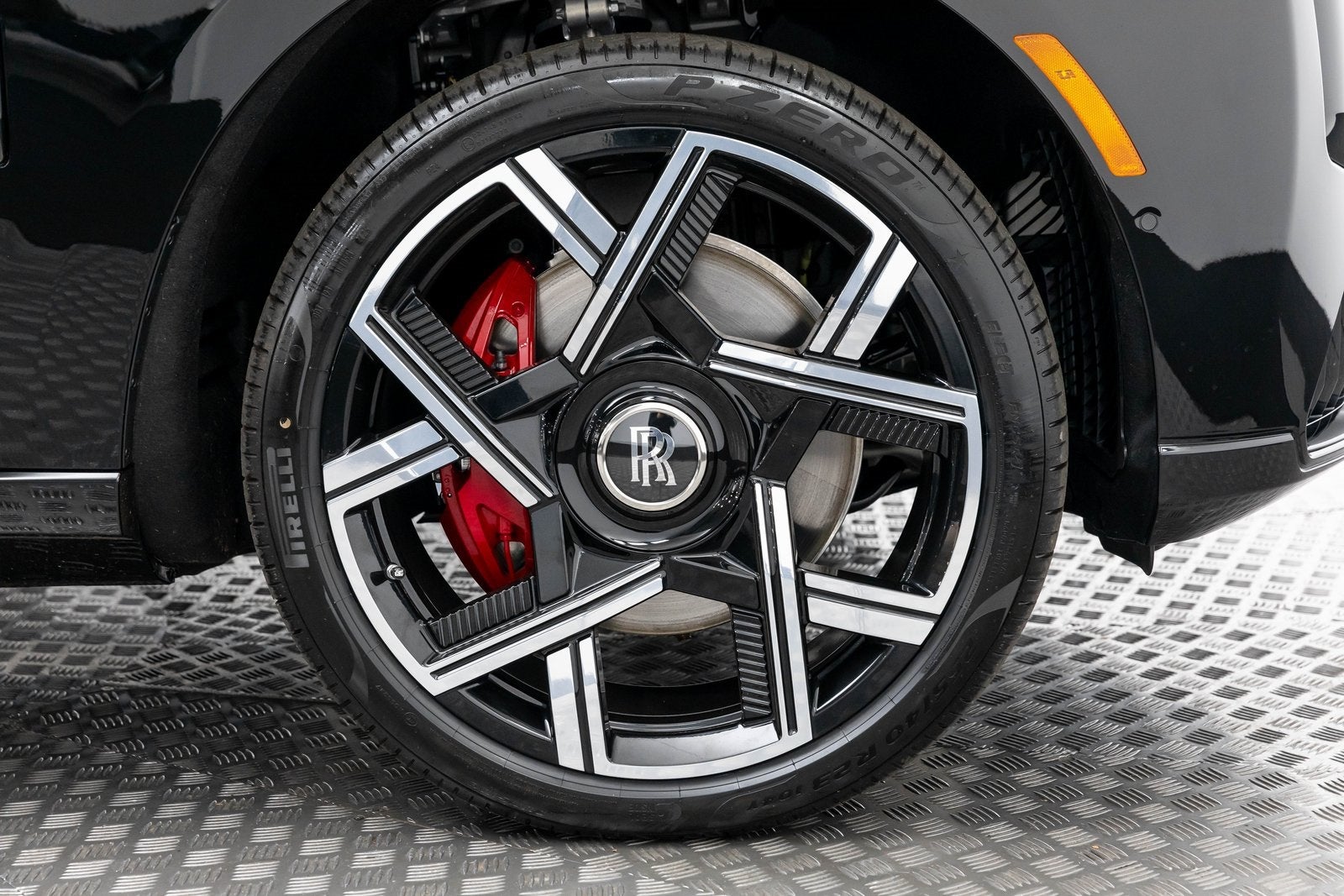 2026 Rolls-Royce Cullinan Insignia Negra