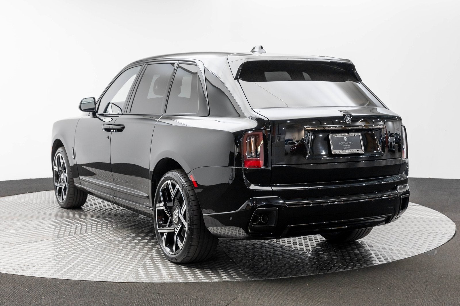2026 Rolls-Royce Cullinan Insignia Negra