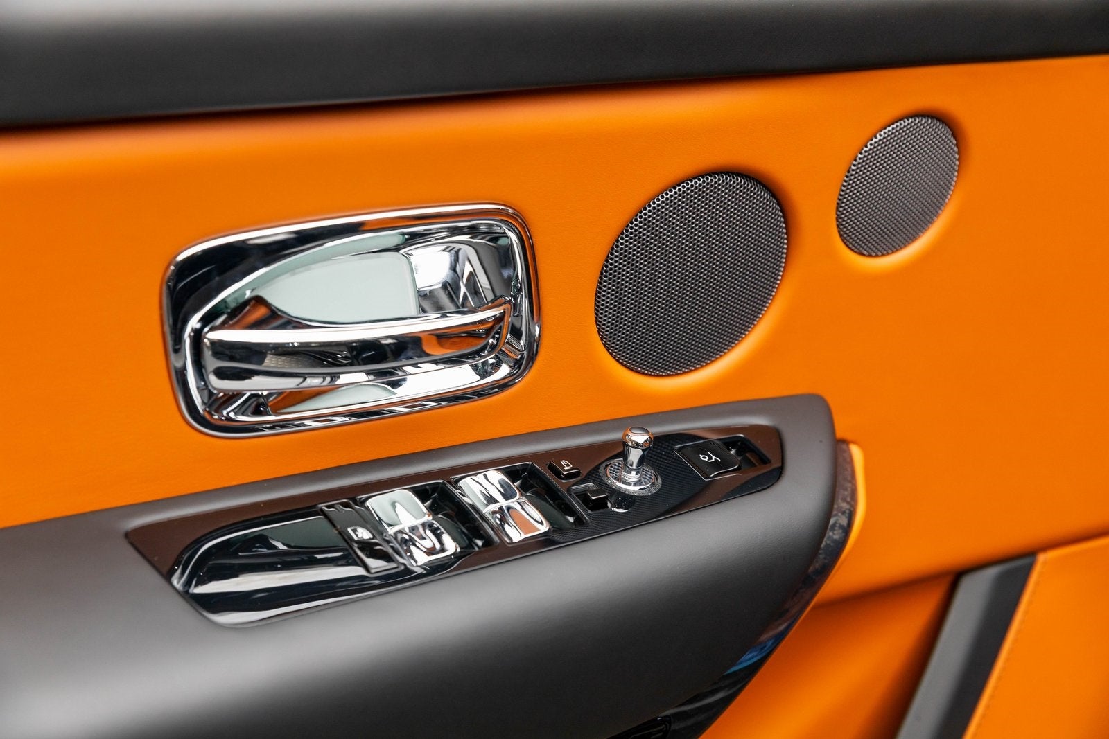 2026 Rolls-Royce Cullinan Insignia Negra