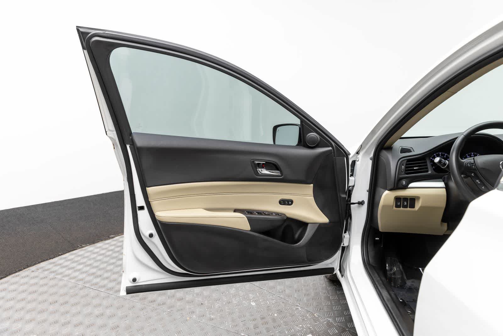 Acura ILX 2018 con paquete Premium