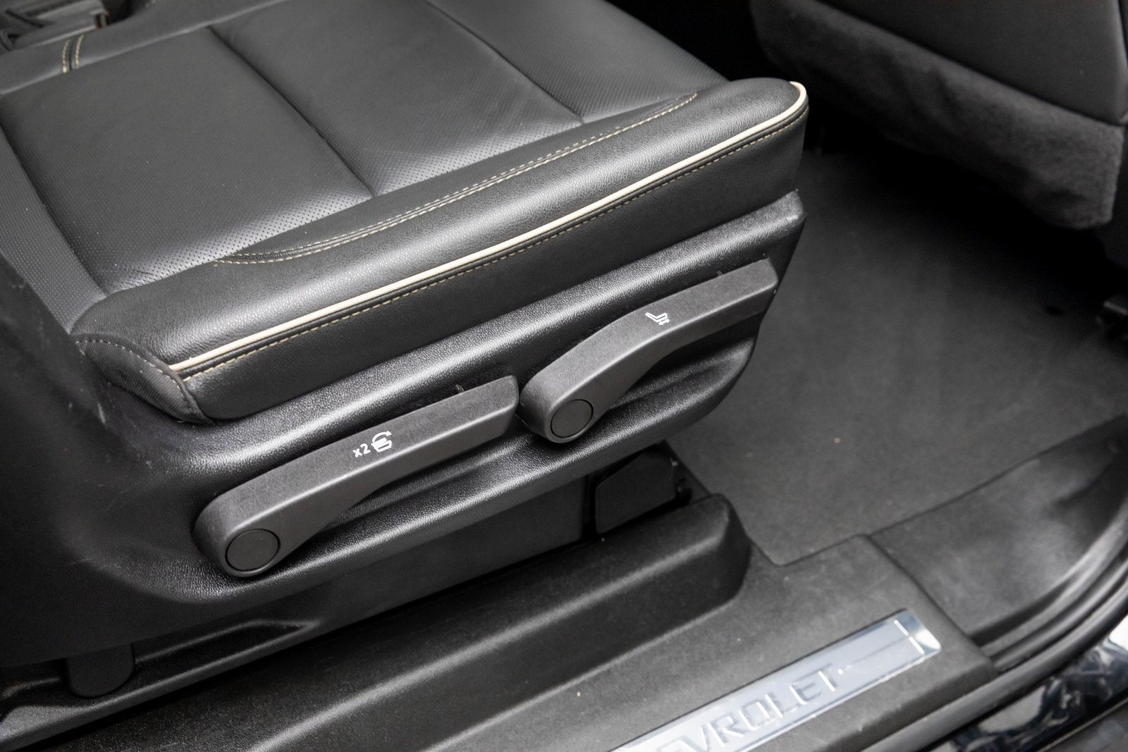 Chevrolet Suburban Premier 2024