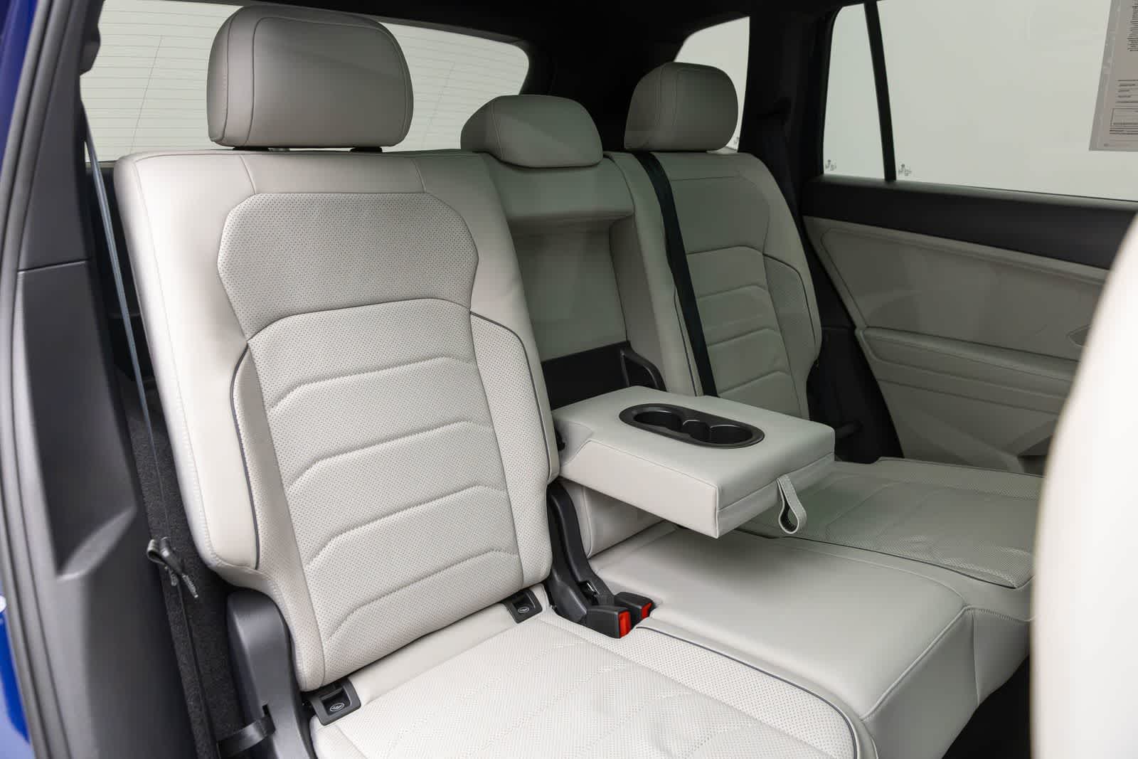 Volkswagen Tiguan SEL R-Line 2023