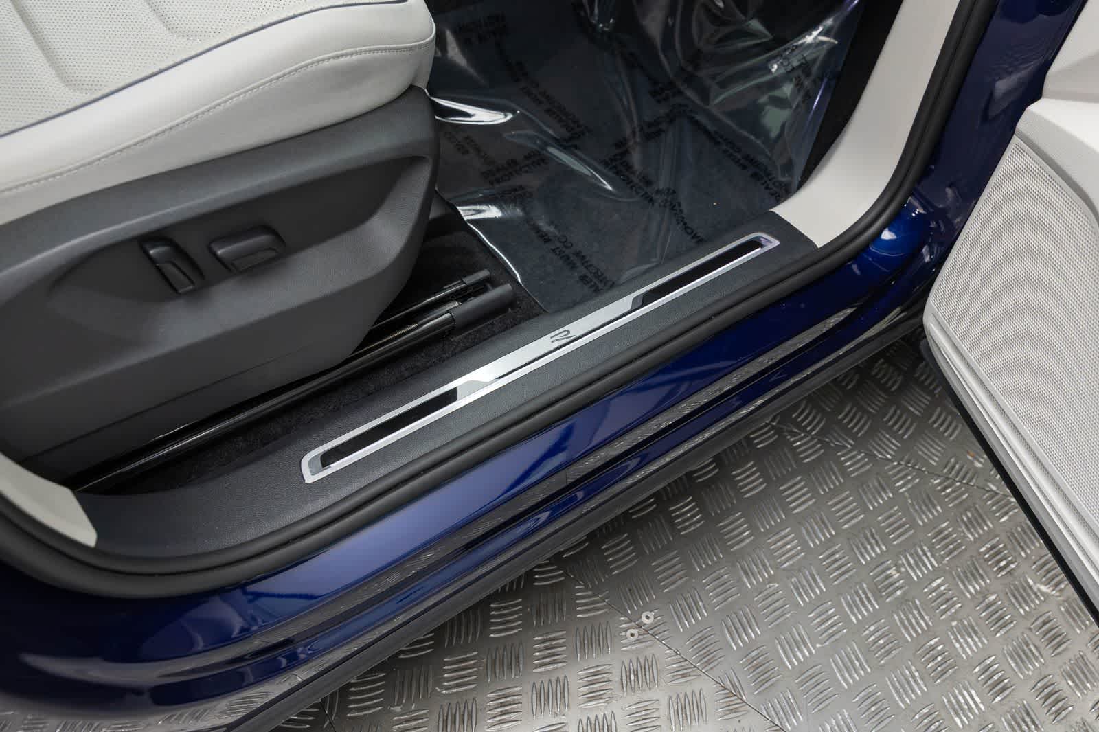 Volkswagen Tiguan SEL R-Line 2023