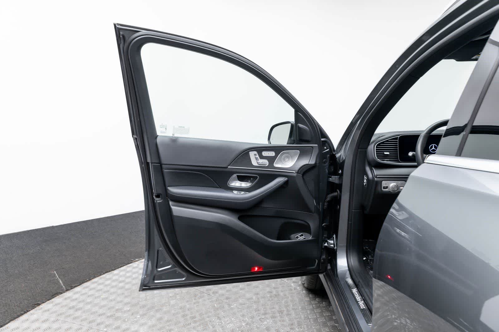 Mercedes-Benz GLE 450e 2025 GLE 450e