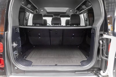 Land Rover Defender S 2025