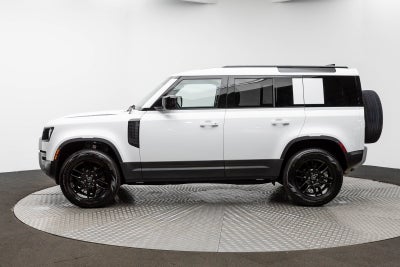 Land Rover Defender S 2025