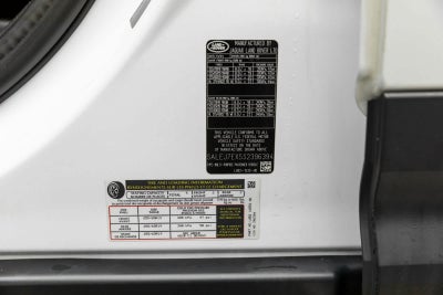 Land Rover Defender S 2025