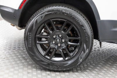 Land Rover Defender S 2025