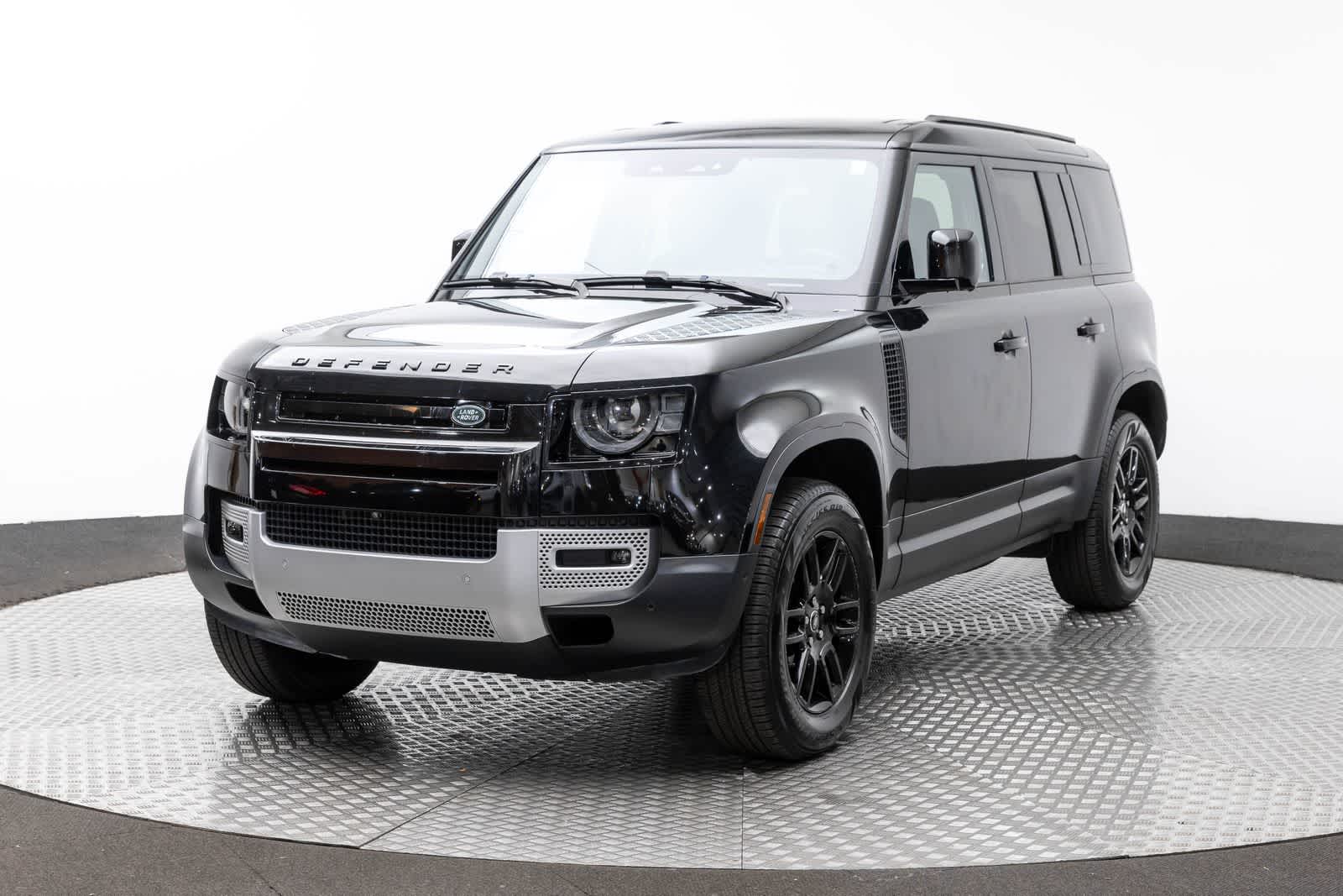 Land Rover Defender S 2025