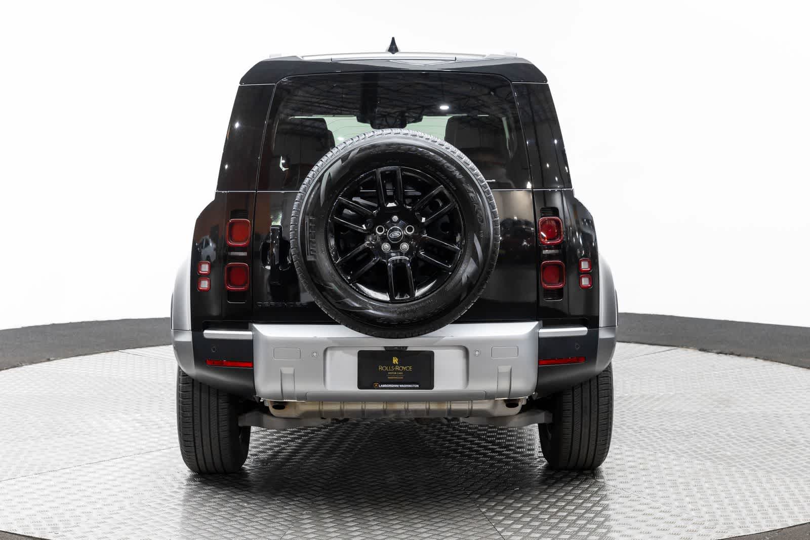 Land Rover Defender S 2025