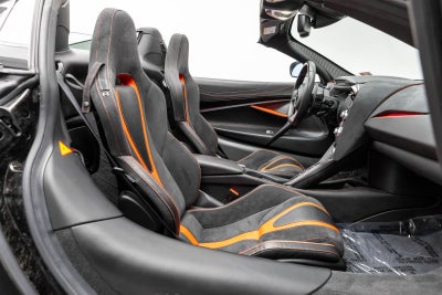 2022 McLaren 720S Spider