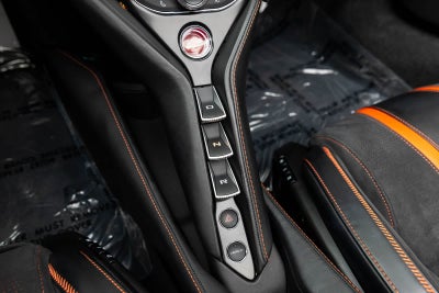 2022 McLaren 720S Spider