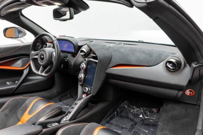 2022 McLaren 720S Spider
