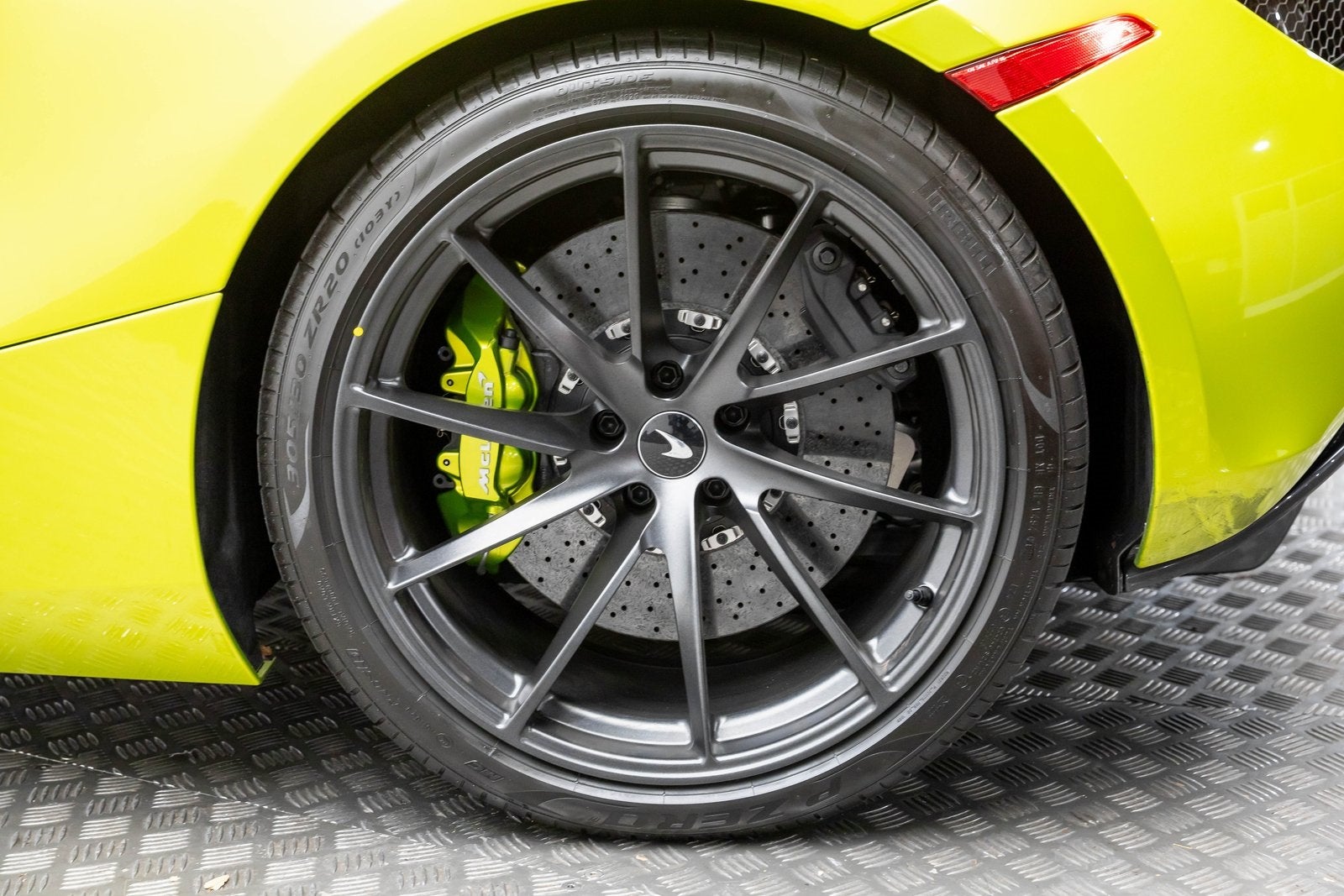 2023 McLaren 720S Spider