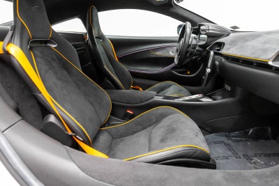 McLaren Artura Coupé 2023