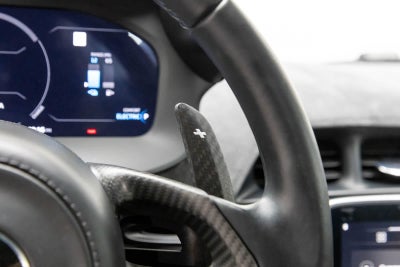 McLaren Artura Coupé 2023