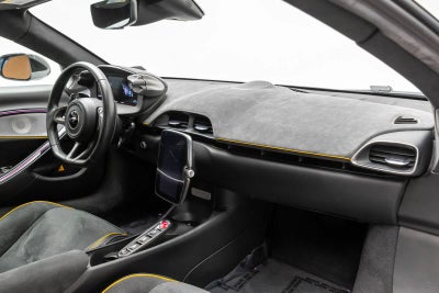 McLaren Artura Coupé 2023