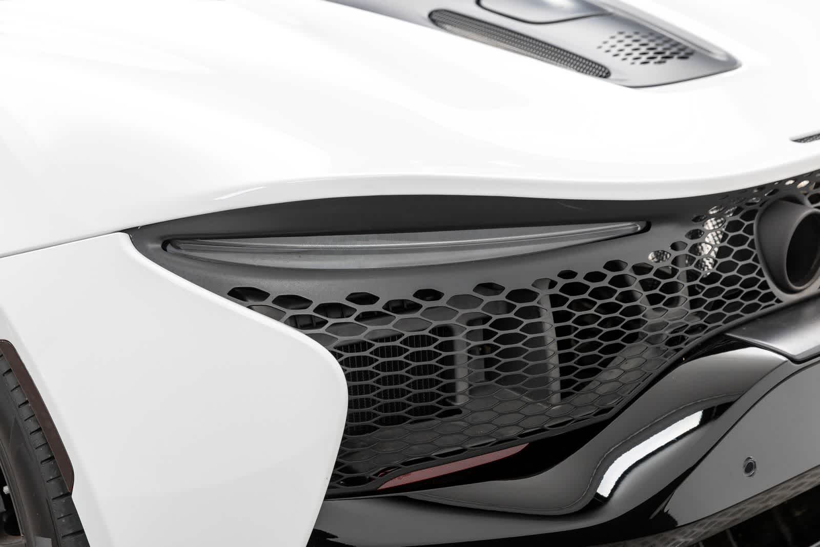 McLaren Artura Coupé 2023