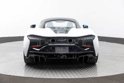 McLaren Artura Coupé 2023