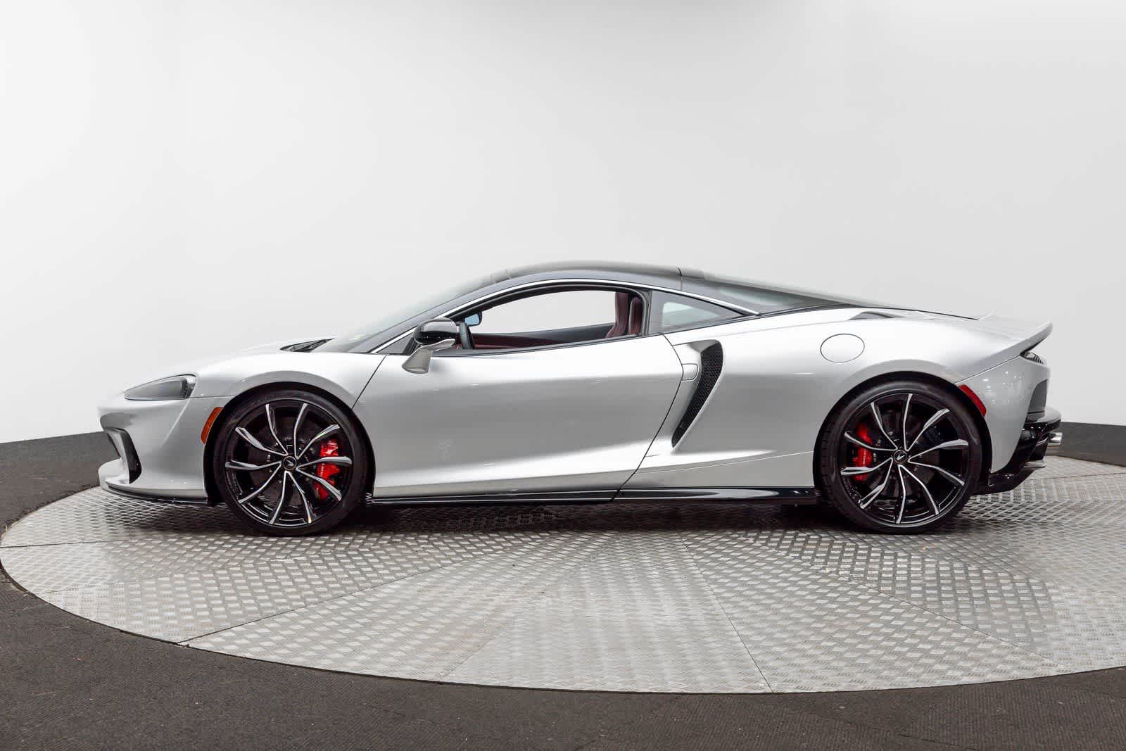 McLaren GTS Coupé 2025