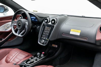 McLaren GTS Coupé 2025