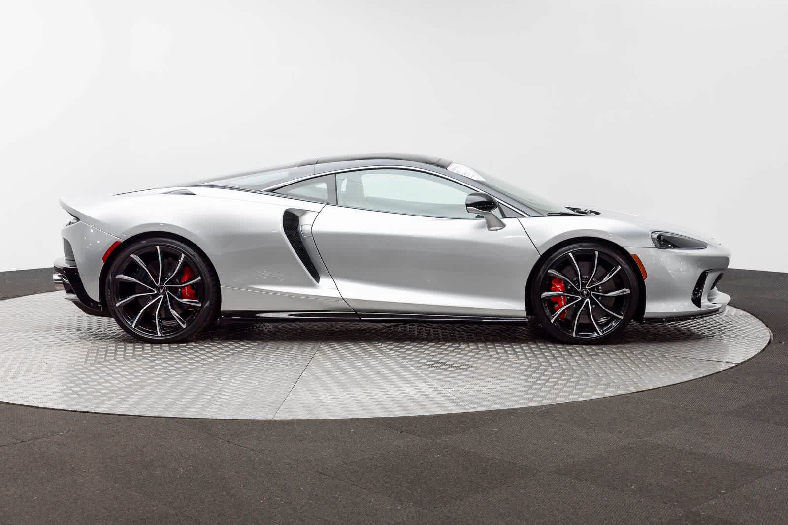 McLaren GTS Coupé 2025