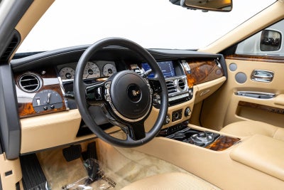 Rolls-Royce Ghost de 4 puertas, 2011