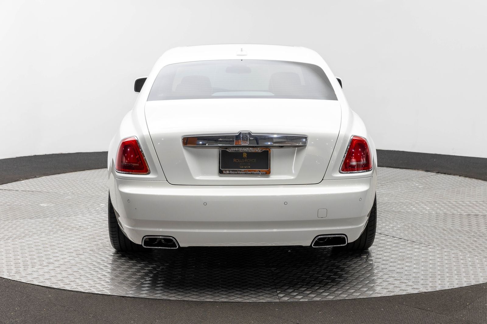 Rolls-Royce Ghost de 4 puertas, 2011