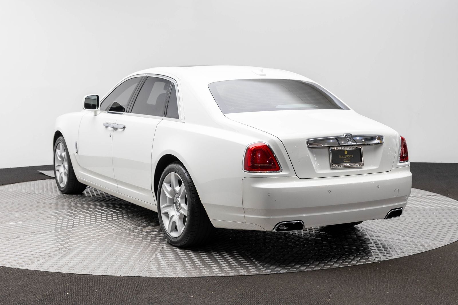 Rolls-Royce Ghost de 4 puertas, 2011