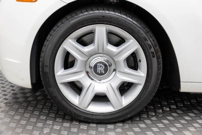 Rolls-Royce Ghost de 4 puertas, 2011