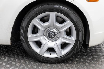 Rolls-Royce Ghost de 4 puertas, 2011