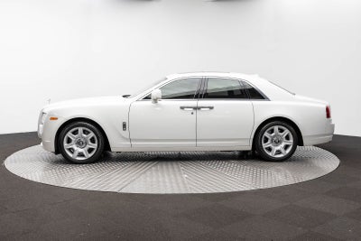Rolls-Royce Ghost de 4 puertas, 2011