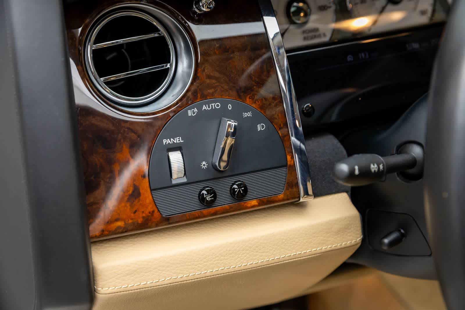 Rolls-Royce Ghost de 4 puertas, 2011