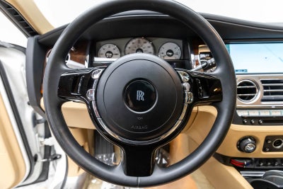 Rolls-Royce Ghost de 4 puertas, 2011