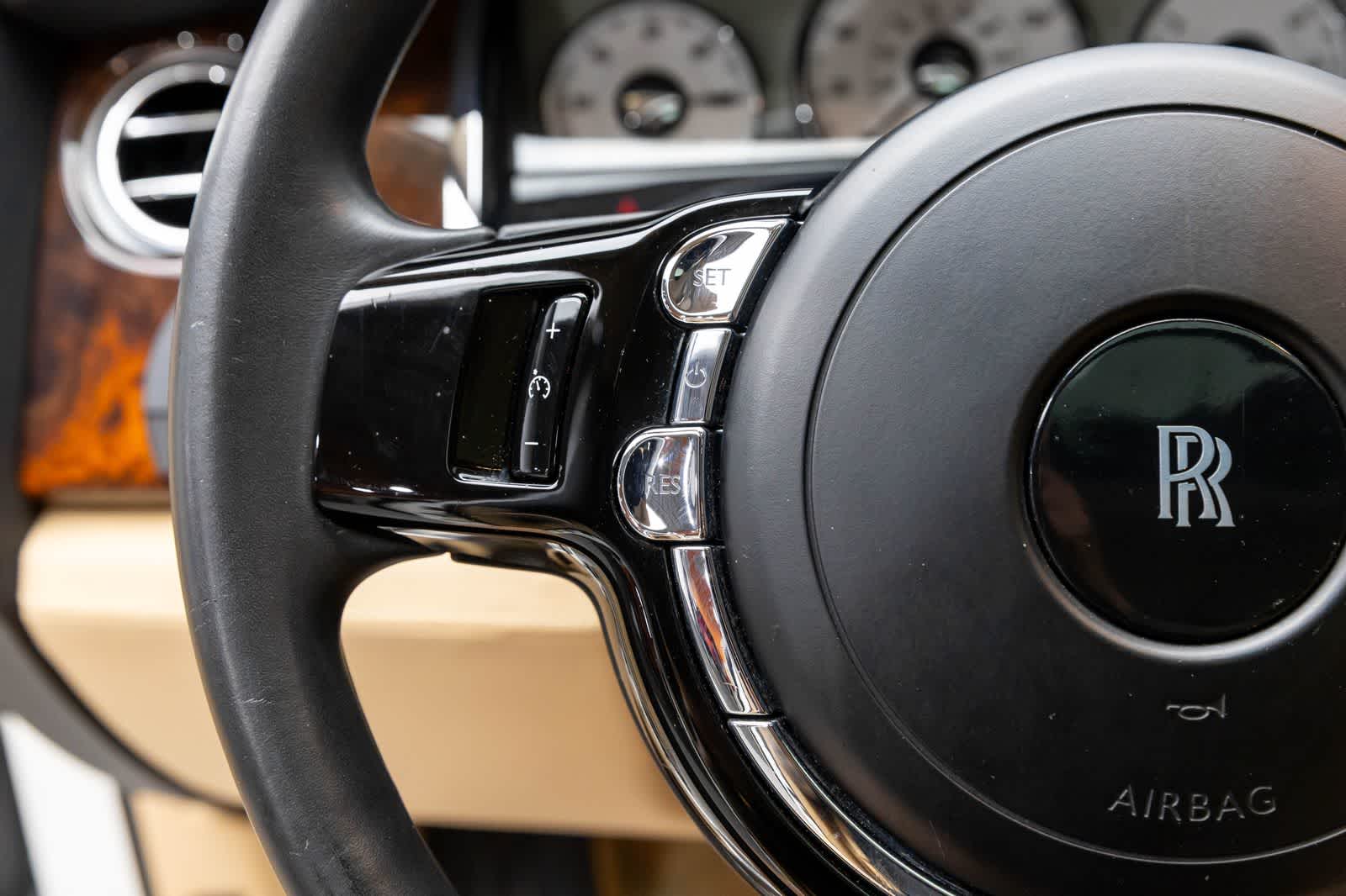 Rolls-Royce Ghost de 4 puertas, 2011