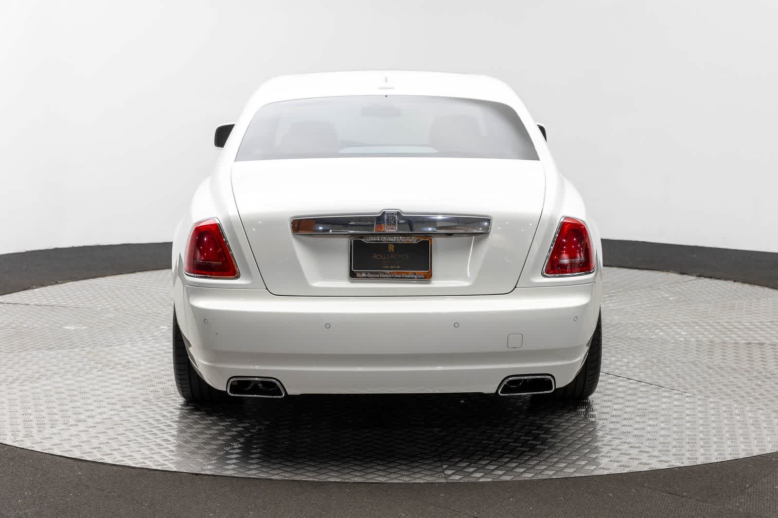 Rolls-Royce Ghost de 4 puertas, 2011