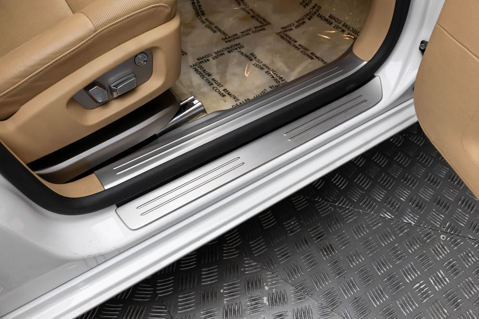 Rolls-Royce Ghost de 4 puertas, 2011