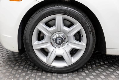 Rolls-Royce Ghost de 4 puertas, 2011