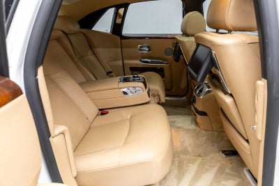 Rolls-Royce Ghost de 4 puertas, 2011