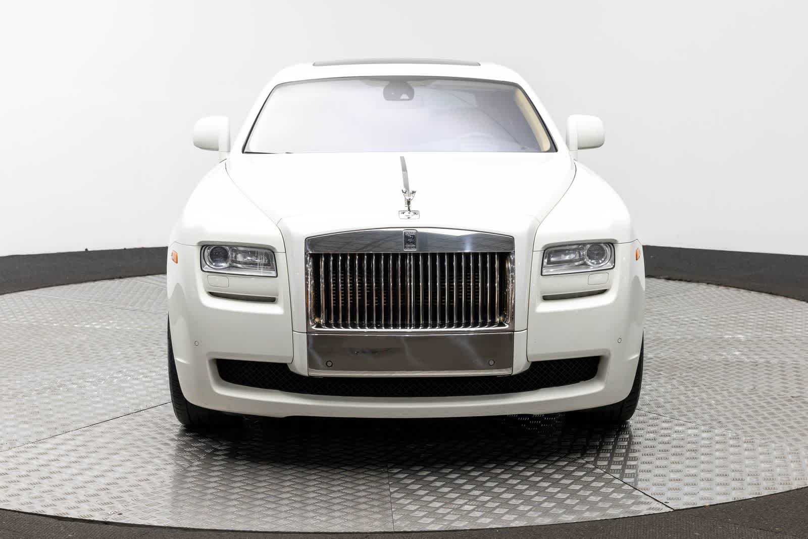 Rolls-Royce Ghost de 4 puertas, 2011